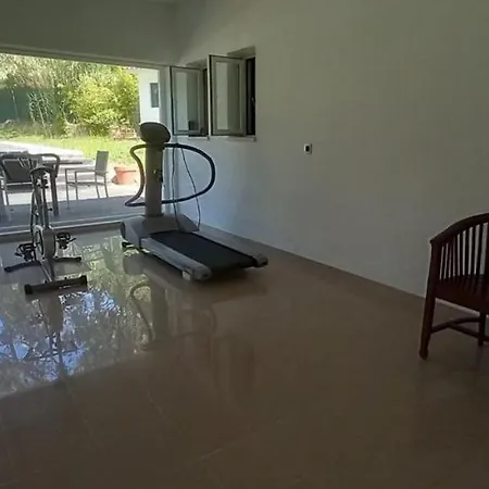 Colares Villa
